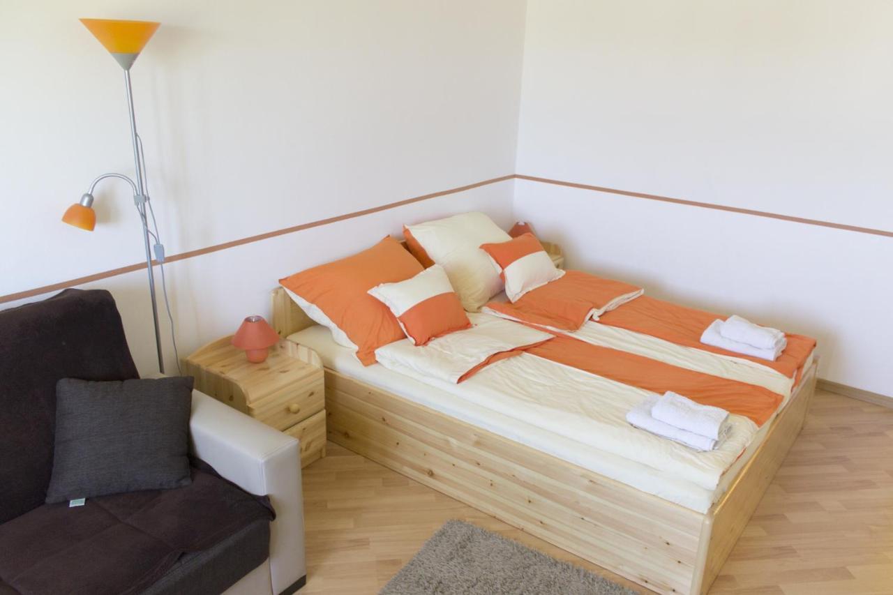 Apartman "A" Szeged Buitenkant foto